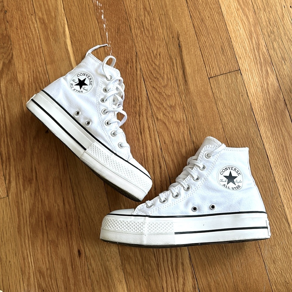 Converses Chuck Taylor All Star platform  high top